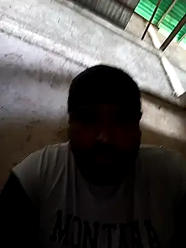 Snapshot of Culero33xxx chatting on December 20, 2025, 1:07 pm Culero33xxx online show from December 20, 2025, 1:07 pm