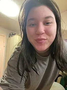 Kemeli008 online show from November 3, 2025, 9:10 am