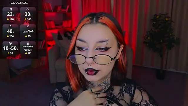 Snapshot of Mistress__Marcelline chatting on June 16, 2026, 1:41 am Mistress Marcelline online show from June 16, 2026, 1:41 am