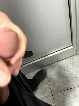 KAZANOVAA online show from November 14, 2025, 2:05 pm