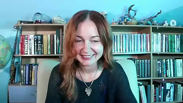 Snapshot of Foxilady357 chatting on November 23, 2025, 4:18 pm Foxilady357 online show from November 23, 2025, 4:18 pm