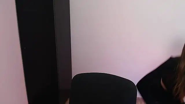 Snapshot of Ariella_ari chatting on October 7, 2025, 7:16 am Ariella ari online show from October 7, 2025, 7:16 am