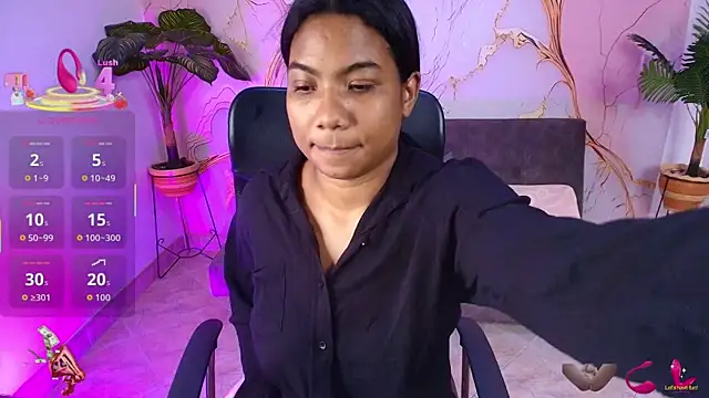 Snapshot of sharlottxl chatting on September 23, 2025, 2:25 am sharlottxl online show from September 23, 2025, 2:25 am