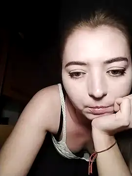 Viktoriia27 online show from May 6, 2026, 6:46 pm