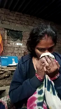 Guriya0076 online show from February 5, 2026, 8:24 pm