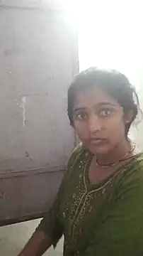 Snapshot of Guriya0076 chatting on May 13, 2026, 12:46 pm Guriya0076 online show from May 13, 2026, 12:46 pm