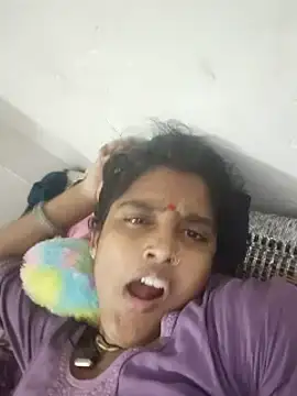 Snapshot of Guriya0076 chatting on July 11, 2026, 4:32 pm Guriya0076 online show from July 11, 2026, 4:32 pm