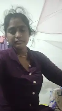 Snapshot of Guriya0076 chatting on July 17, 2026, 10:58 pm Guriya0076 online show from July 17, 2026, 10:58 pm
