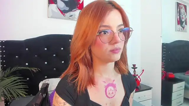 Snapshot of abby_jones2 chatting on June 25, 2026, 2:44 am abby jones2 online show from June 25, 2026, 2:44 am