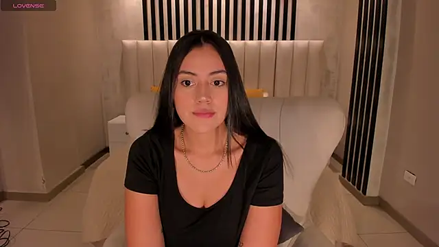 Snapshot of AmbarJames_ chatting on May 24, 2026, 11:48 am AmbarJames online show from May 24, 2026, 11:48 am