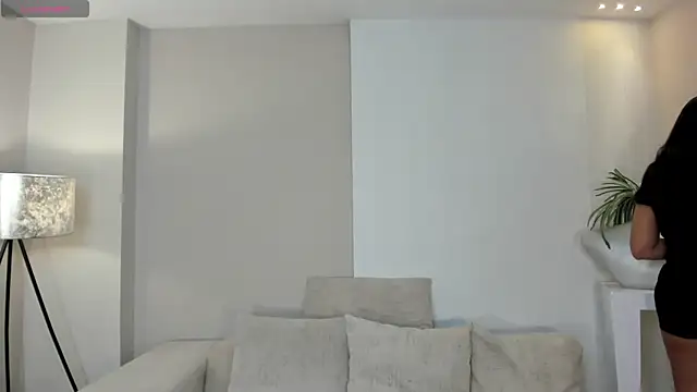 AmbarJames  online show from July 4, 2026, 11:38 am