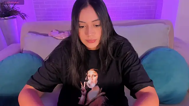 AmbarJames  online show from July 31, 2026, 11:53 am