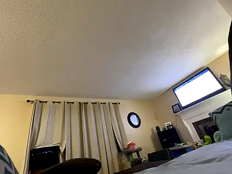 curis4270panda online show from September 24, 2025, 2:26 am