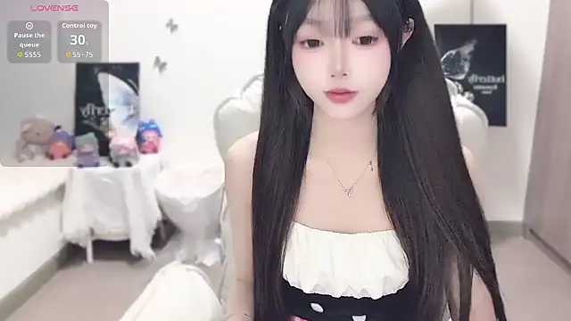 Snapshot of -EEBABY chatting on November 25, 2025, 8:42 pm -EEBABY online show from November 25, 2025, 8:42 pm