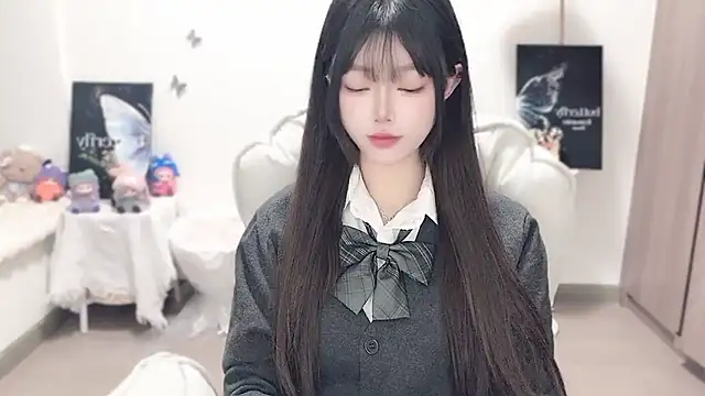 Snapshot of -EEBABY chatting on November 29, 2025, 8:34 pm -EEBABY online show from November 29, 2025, 8:34 pm