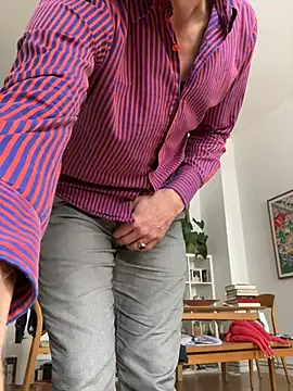 Snapshot of SexyLeon8 chatting on February 26, 2025, 1:19 pm SexyLeon8 online show from February 26, 2025, 1:19 pm