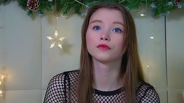 KeiraAsti online show from December 21, 2025, 6:20 am