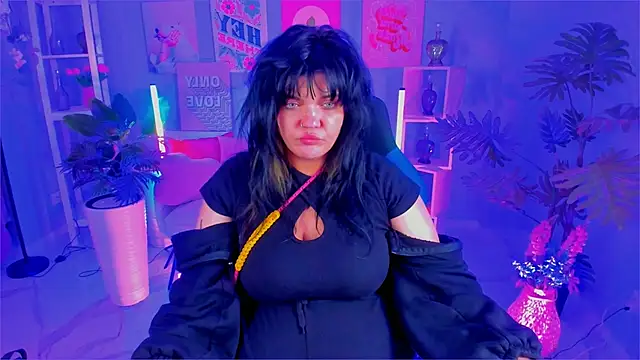 Snapshot of MaryHarrys chatting on September 8, 2025, 8:19 pm MaryHarrys online show from September 8, 2025, 8:19 pm