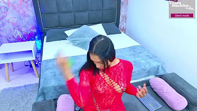 Snapshot of Becca_Grims chatting on September 23, 2025, 3:20 am Becca Grims online show from September 23, 2025, 3:20 am