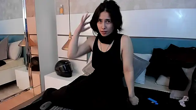 Ashkoreh online show from July 6, 2026, 9:17 pm