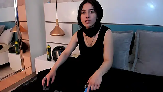 Ashkoreh online show from July 8, 2026, 9:41 pm