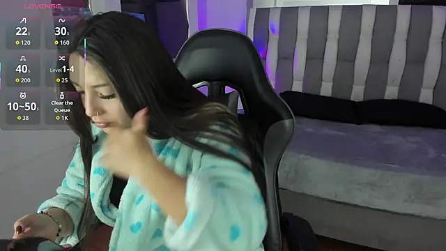 Adaara Rey online show from March 12, 2026, 7:53 pm