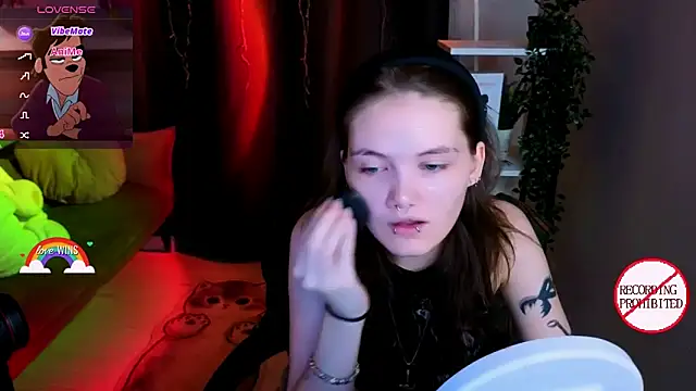 Snapshot of Dilara_xBaby chatting on July 18, 2026, 9:18 pm Dilara xBaby online show from July 18, 2026, 9:18 pm