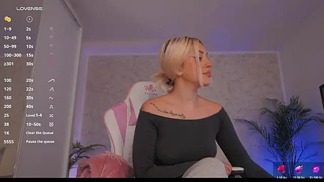 daisyblushh online show from May 1, 2026, 2:54 pm