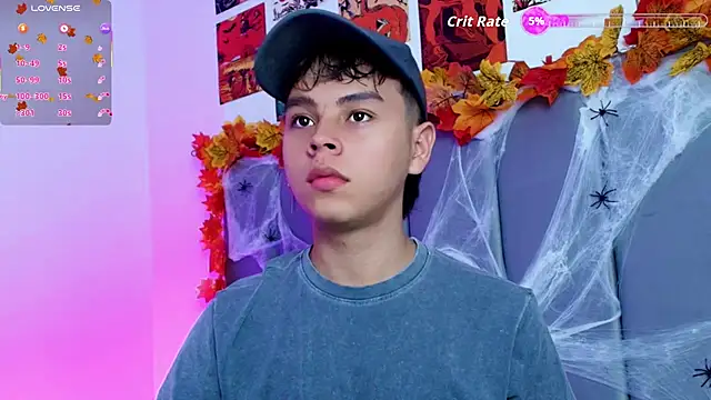 Snapshot of nico_leroy chatting on October 31, 2025, 5:03 pm nico leroy online show from October 31, 2025, 5:03 pm