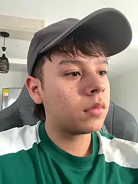 Snapshot of nico_leroy chatting on November 17, 2025, 7:52 pm nico leroy online show from November 17, 2025, 7:52 pm