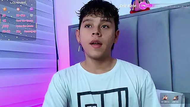 Snapshot of nico_leroy chatting on November 24, 2025, 7:35 pm nico leroy online show from November 24, 2025, 7:35 pm