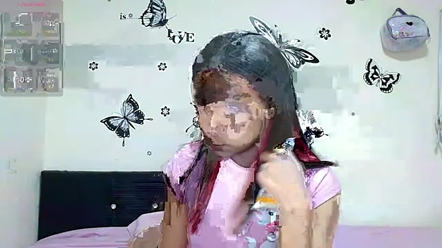 Snapshot of liz7skinny chatting on June 4, 2026, 10:16 pm liz7skinny online show from June 4, 2026, 10:16 pm