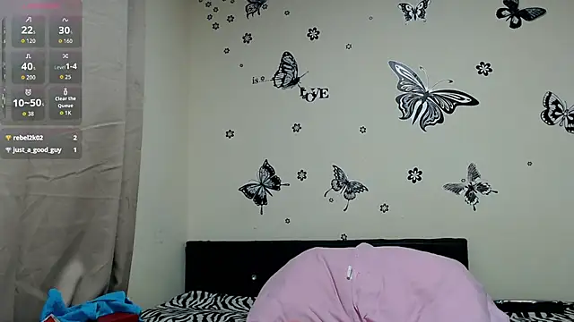 Snapshot of liz7skinny chatting on June 11, 2026, 9:24 pm liz7skinny online show from June 11, 2026, 9:24 pm