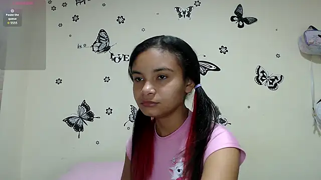 liz7skinny online show from June 23, 2026, 9:13 pm