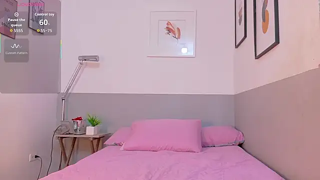 Snapshot of drooling4daddy chatting on November 30, 2025, 12:42 pm drooling4daddy online show from November 30, 2025, 12:42 pm