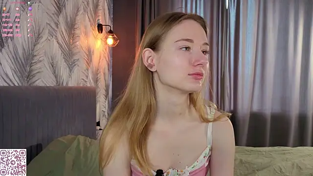 ElvinaRose online show from April 25, 2026, 4:26 am