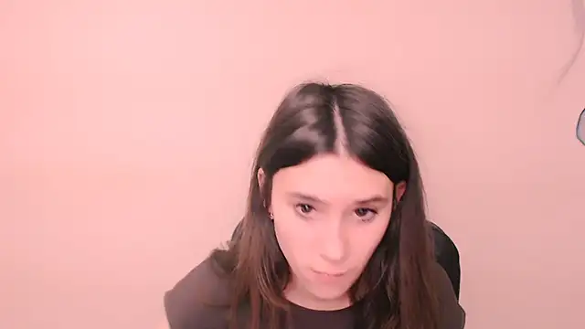 Snapshot of RosaRay_ chatting on November 14, 2025, 8:02 am RosaRay online show from November 14, 2025, 8:02 am