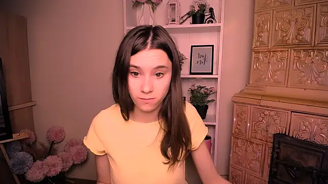 Snapshot of RosaRay_ chatting on May 6, 2026, 6:19 am RosaRay online show from May 6, 2026, 6:19 am