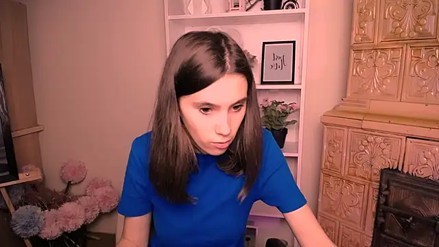 Snapshot of RosaRay_ chatting on June 2, 2026, 6:04 am RosaRay online show from June 2, 2026, 6:04 am
