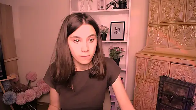 Snapshot of RosaRay_ chatting on June 5, 2026, 6:52 am RosaRay online show from June 5, 2026, 6:52 am