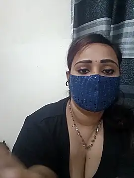 Snapshot of Mow_955 chatting on September 23, 2025, 7:28 pm Mow 955 online show from September 23, 2025, 7:28 pm