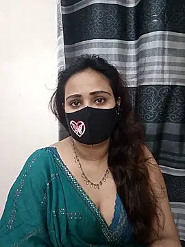 Snapshot of Mow_955 chatting on September 30, 2025, 7:19 pm Mow 955 online show from September 30, 2025, 7:19 pm