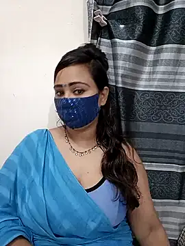 Snapshot of Mow_955 chatting on October 12, 2025, 6:29 pm Mow 955 online show from October 12, 2025, 6:29 pm