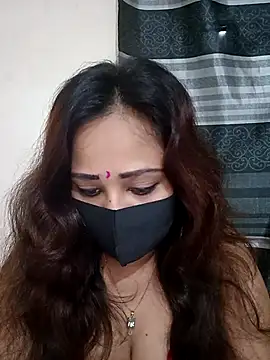 Snapshot of Mow_955 chatting on October 19, 2025, 6:19 pm Mow 955 online show from October 19, 2025, 6:19 pm