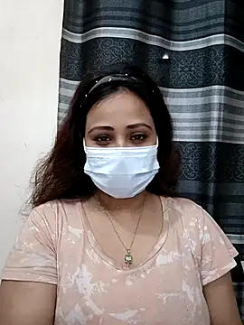 Snapshot of Mow_955 chatting on October 21, 2025, 6:30 pm Mow 955 online show from October 21, 2025, 6:30 pm