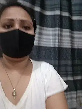 Snapshot of Mow_955 chatting on October 26, 2025, 7:53 pm Mow 955 online show from October 26, 2025, 7:53 pm