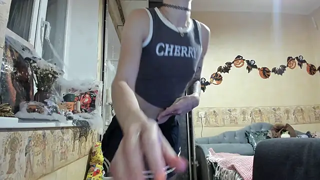 Snapshot of WatsonMi chatting on October 25, 2025, 3:40 pm WatsonMi online show from October 25, 2025, 3:40 pm