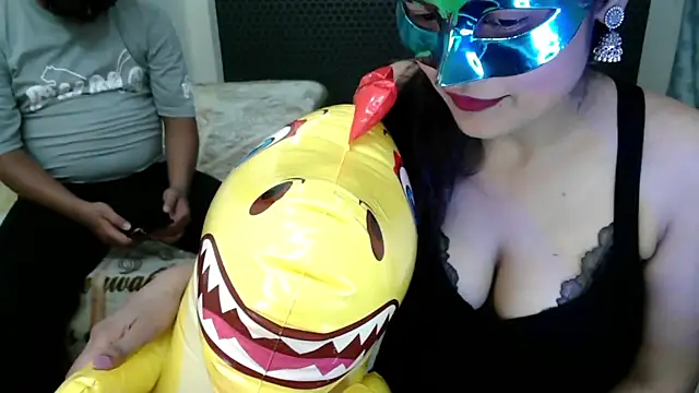 sexyrihana223 online show from April 21, 2026, 6:01 pm