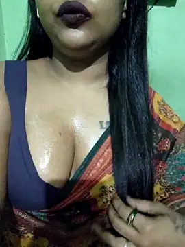 Snapshot of JIYA-04 chatting on September 27, 2025, 12:54 pm JIYA-04 online show from September 27, 2025, 12:54 pm