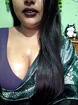 Snapshot of JIYA-04 chatting on February 15, 2026, 3:42 pm JIYA-04 online show from February 15, 2026, 3:42 pm